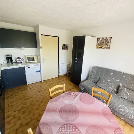 Cap D'agde, 2 Pieces, 5 Personnes - Fr-1-723-109 Agde