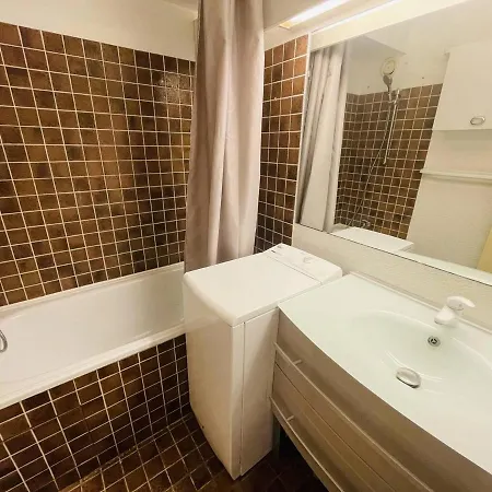 Cap D'agde, 2 Pieces, 5 Personnes - Fr-1-723-109 Apartment *