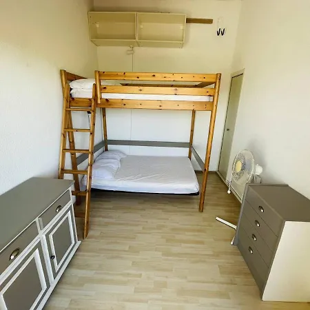Cap D'agde, 2 Pieces, 5 Personnes - Fr-1-723-109